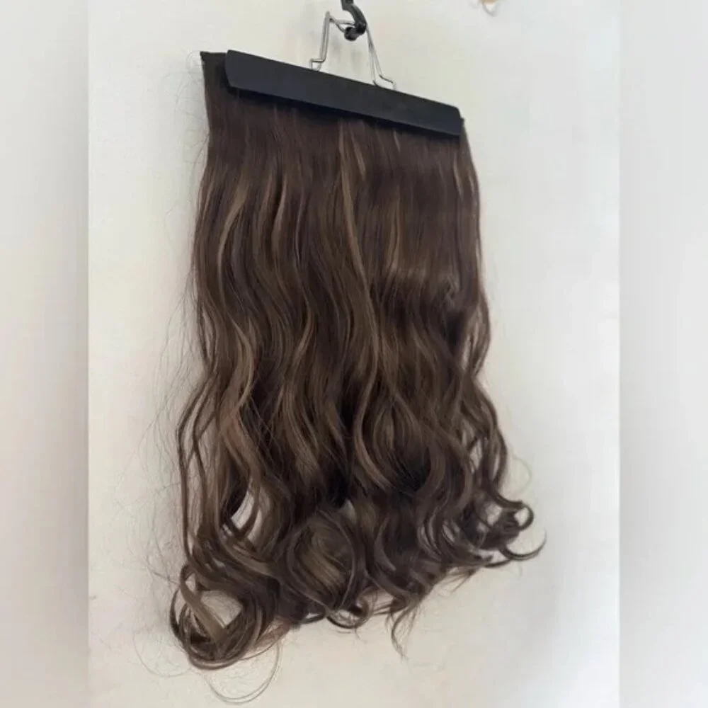 One piece Clip in Wavy Clip in hair extensions - Dark brown with Caramel Blonde